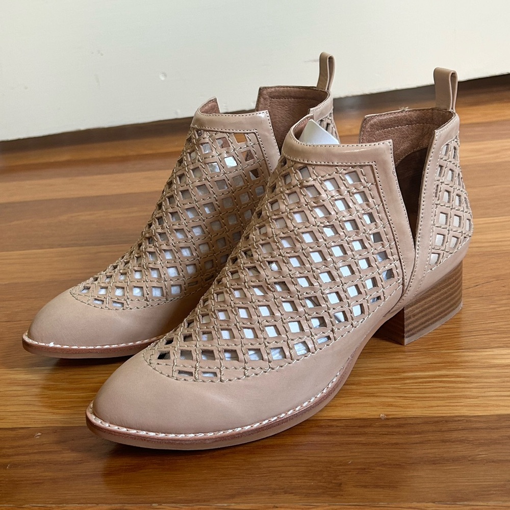 NEW Jeffrey Campbell Taggart Open Weave Booties